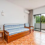 Апартаменты Hostwise - Sunny Flat Near Da Rocha