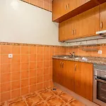 Апартаменты Hostwise - Sunny Flat Near Da Rocha Портиман