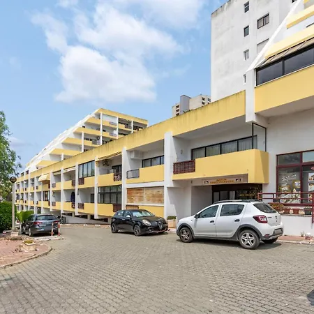 Hostwise - Sunny Flat Near Da Rocha Апартаменты *